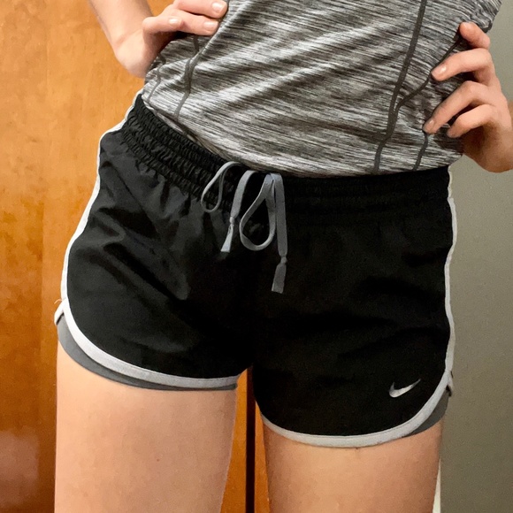 Nike athletic shorts with shorts attached - Picture 2 of 8